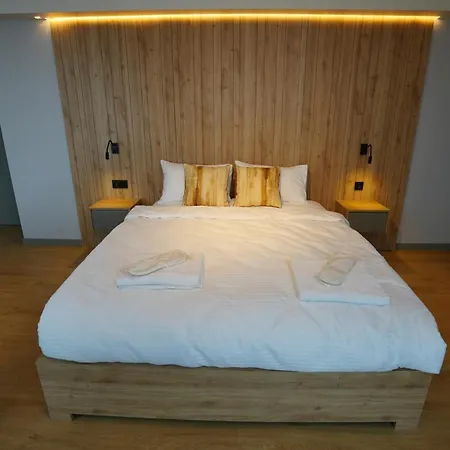 Dream House Monstera Aparthotel *